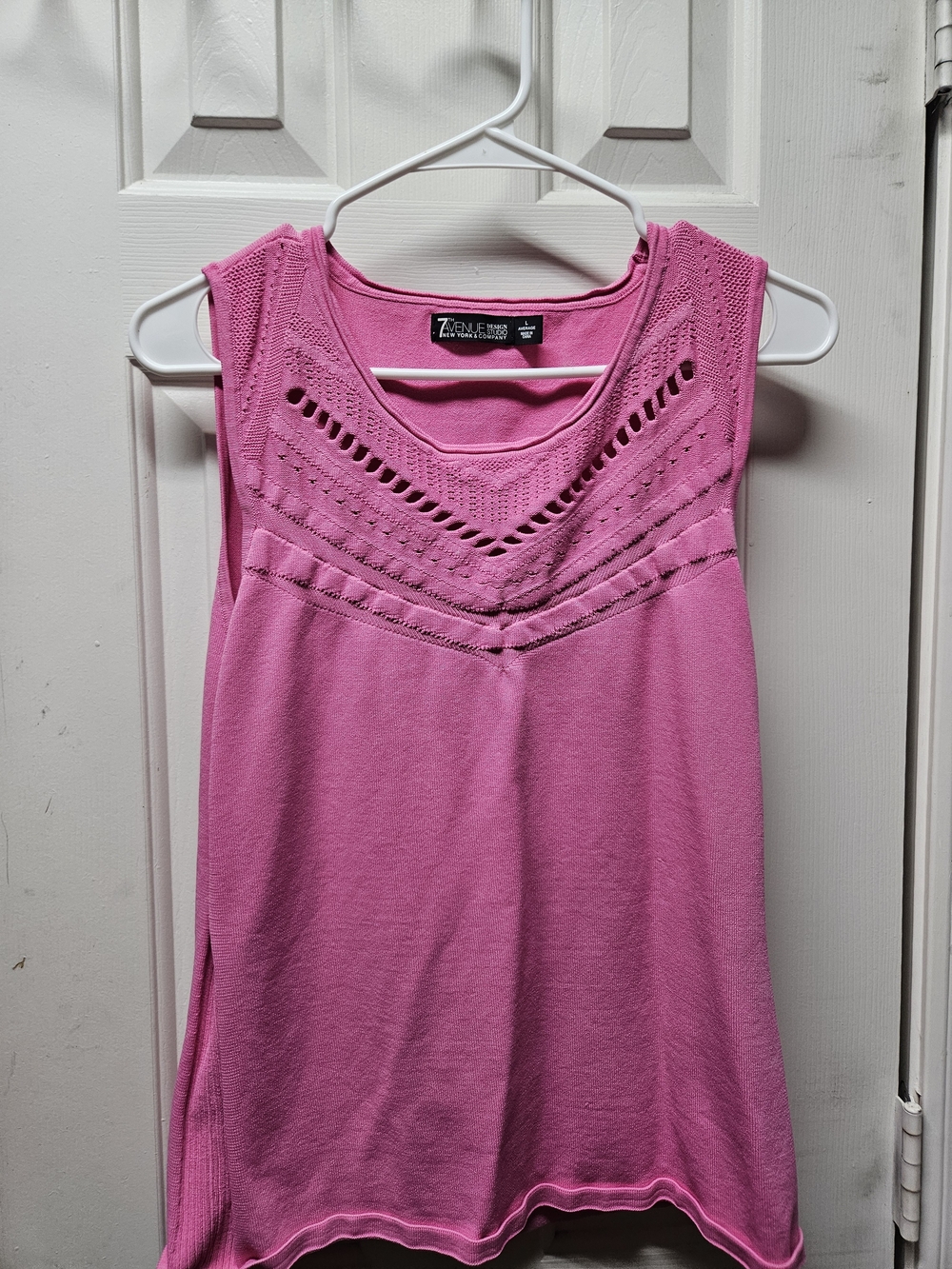 7th Avenue Design Studio NY&Co Bright Pink Pointelle Knit Tank Top - Size Large